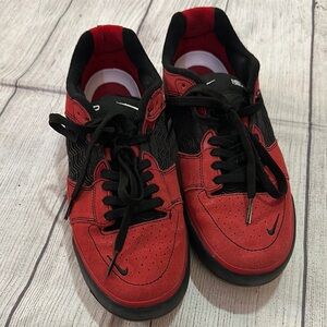 Nike Men's SB Varsity Red and Black Suede ISHOD Wair skate sneaker